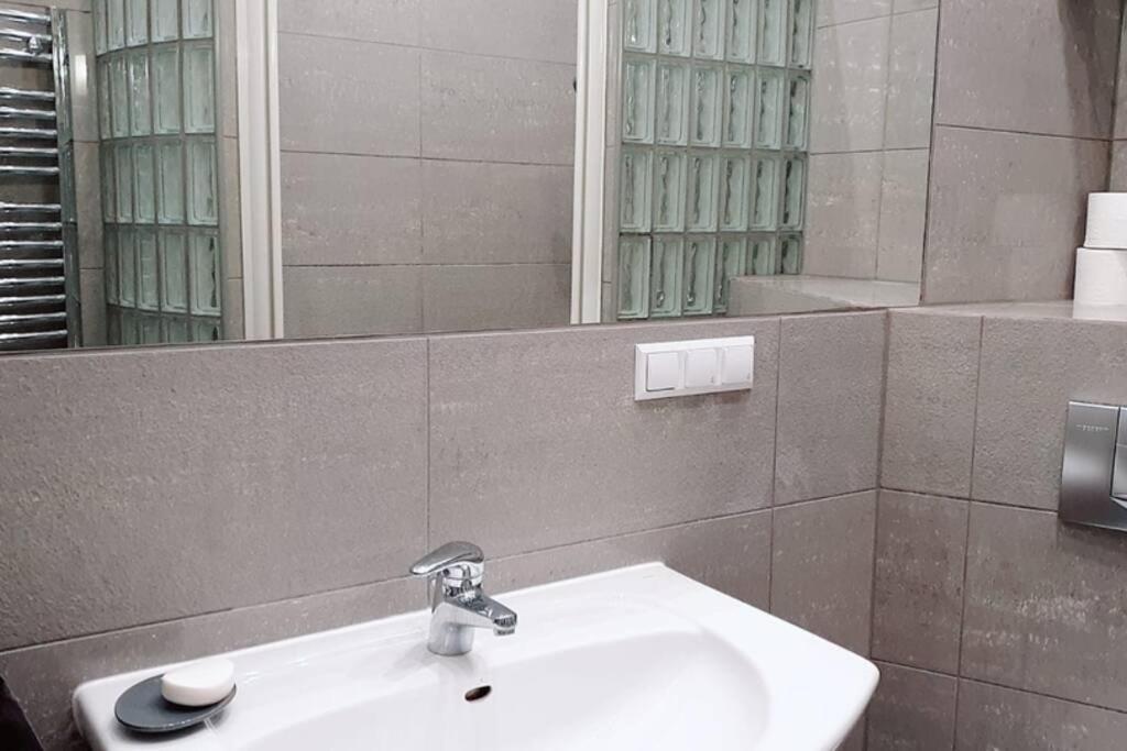 Bright&Comfy Apt -Few Min To Main Square 克拉科夫 外观 照片